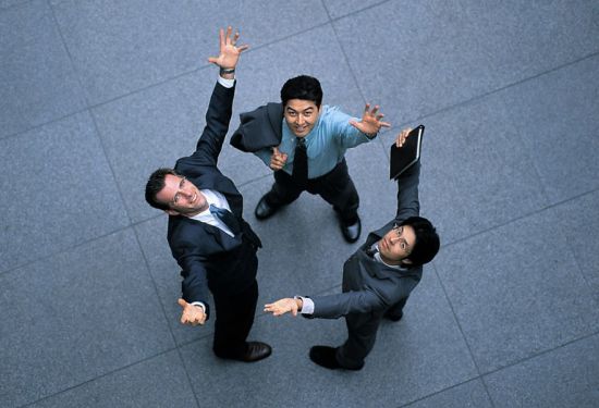 欧委会主席:欧美商定就取消工业品关税进行合作